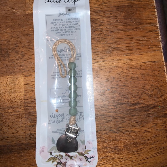 Lot of 3 Ryan & Rose items - Picture 2 of 3